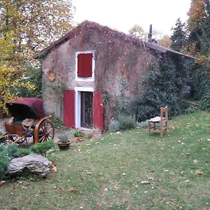 Centro Trekking A Cavallo Monte Brugiana Летний дом Масса