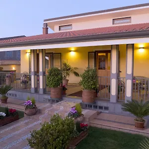villa-rosita-rome.it-romehotels.com/